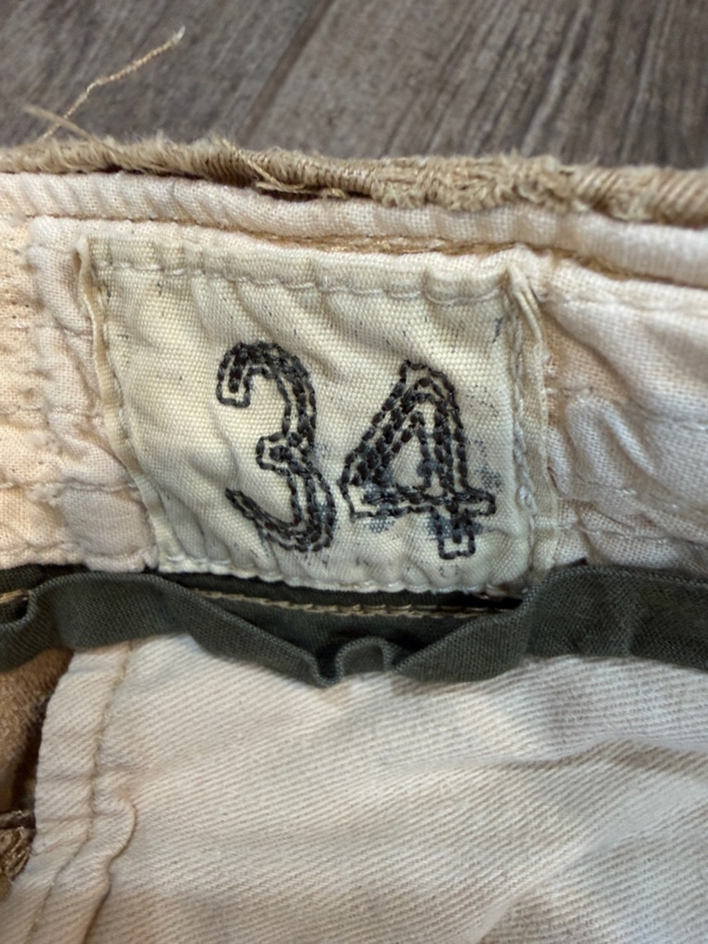 VTG 90s Abercrombie & Fitch Paratrooper Heavy Cargo Distressed Shorts Mens 34 - Picture 2 of 5